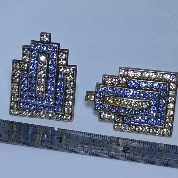 * vintage gorgeous architectural rhinestone art deco clip on earrin - Picture 3 of 7